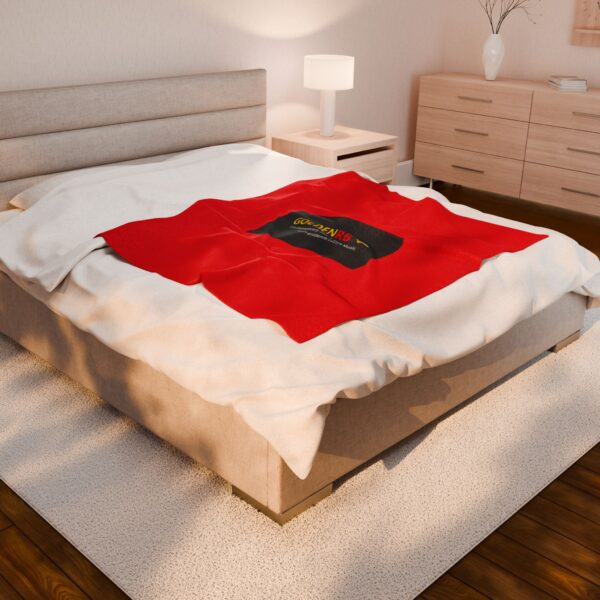 Cozy Velveteen Plush Blanket with GoldenRB Design - Soft Luxury for Home & Gifts - Image 4